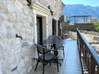 Una Apartments Hotéis em Kotor
