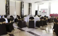 เดอะเบลากริ - โรงแรมและห้องประชุม