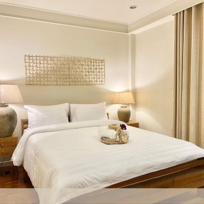 Deluxe Double Room With Balcony (Building B)