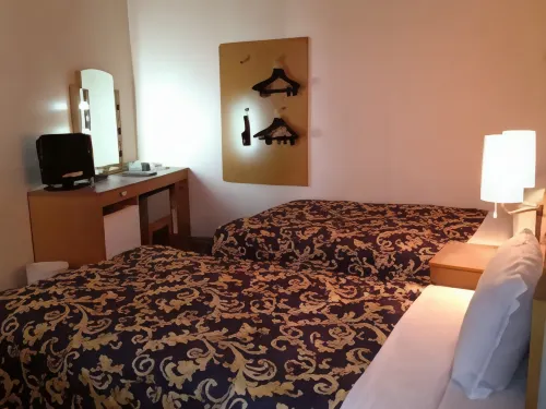 Business Hotel Access