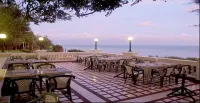 بوريماس بيتش هوتل آند سبا