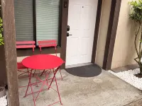 Nice 2-bedroom apartment in Burien ベリアンのホテル