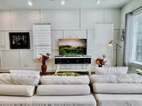 Your cozy spacious home awaits, near downtown Hotele w: 
