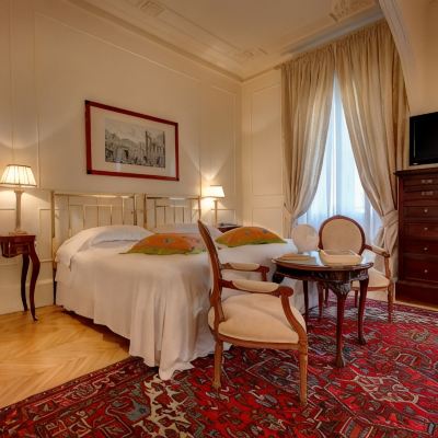 Gran Deluxe Room Grand Hotel Plaza Promo Code