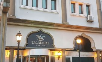 SARR TAC MAHAL HOTEl - Housity