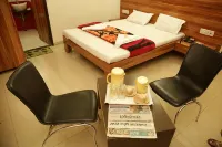 Hotel Kunal & Restaurant since1983