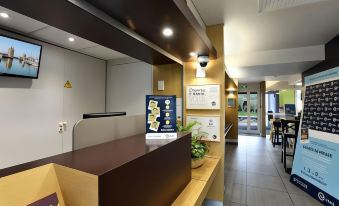B&B HOTEL La Rochelle Angoulins - Housity