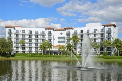 Inn at Pelican Bay Hotels in 
