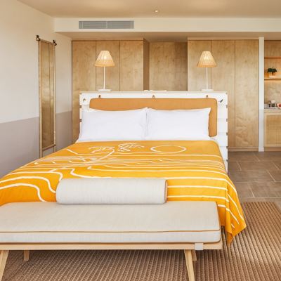 Deluxe Studio Suite With Balcony The Standard, Hua Hin Promo Code