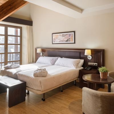 Superior Room With Mountain View Hotel Aragón Hills & Spa Promo Code