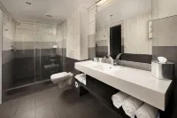 Skybridge Seattle Airport Hotel Hotels in 