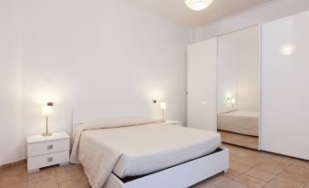 Apollo Apartments Colosseo - Housity