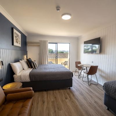 Superior Triple Room Southend Hotel Promo Code
