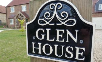 Glen House Room Only Accommodation - Housity