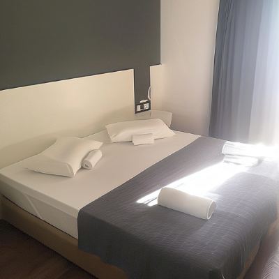 Double Room with Sea View Super King Bed