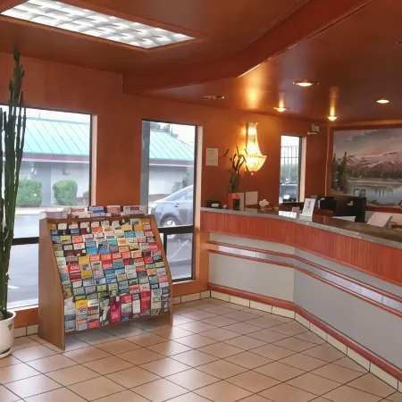 Sunrise Inn Отели в г. Эверетт