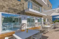 Domo 20 Hotel & Rooftop