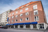 Hotel Amadeus by First