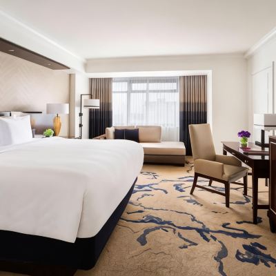 Deluxe King Room With Tub-Mobility/Hearing Accessible The Ritz-Carlton, Denver Promo Code