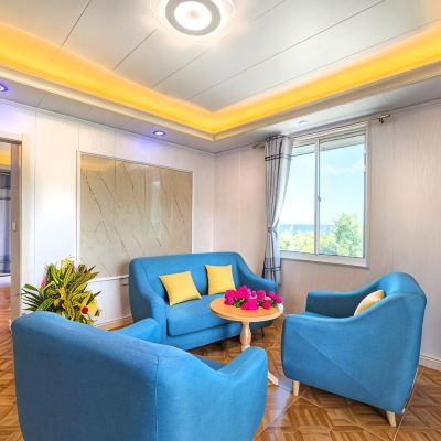 Queen Suite Riverside Hotel Promo Code