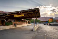 Red Stone Inn