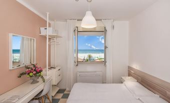 Hotel Happy - Housity