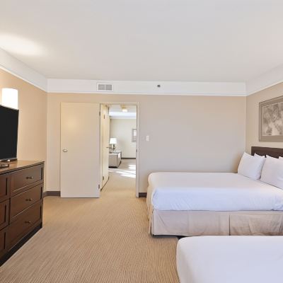 Executive Suite with Two Double Beds