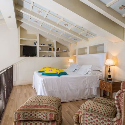 Loft With Terrace Grand Hotel Plaza Promo Code
