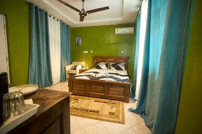 Amp Lodge Hotels in 