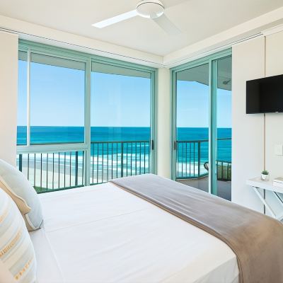 Two-Bedroom with Ocean View