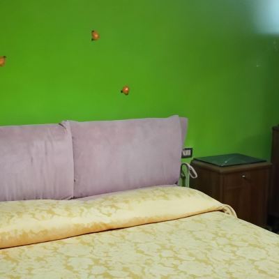 Classic Double Room, 1 Double Bed, Shared Bathroom