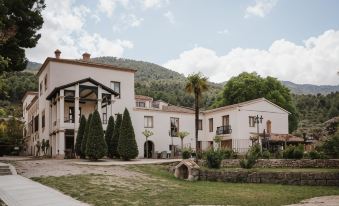 Eco Hotel con encanto Masía la Mota B&B - Housity