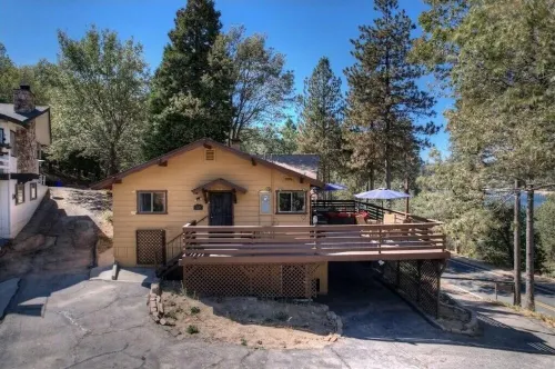 Dogs Are Family Also 240° Lakefront View Spacious Modern Family Retreat Sleeps 8