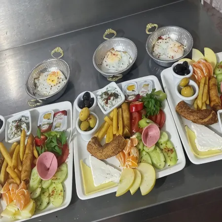 Çorlu Aras Hotel & City Center Location Отели в г. Чорлу