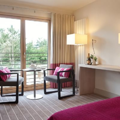 Contemporary Twin Room Lifehouse Spa and Hotel Promo Code