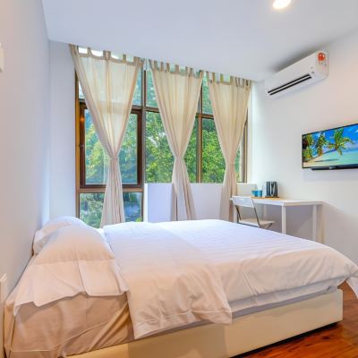 豪華房（有窗） 甲洞富馬飯店優惠