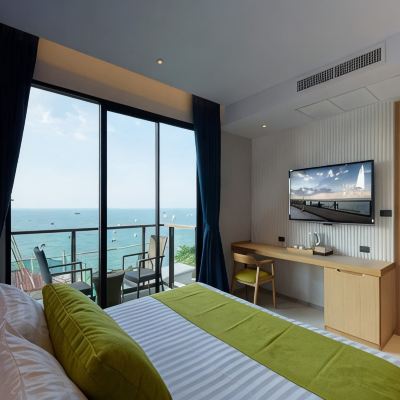 Deluxe Room With Ocean View And Balcony Deep Blue Z10 Promo Code