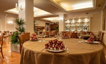 Mercure Parma Stendhal - Housity