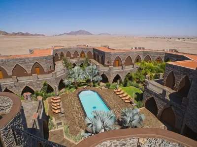 Le Mirage Resort & Spa Hôtels à : 