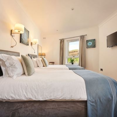 Standard Twin Room Port William Inn Promo Code