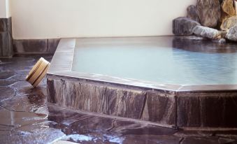 Hotel Lalba Suwako - Housity