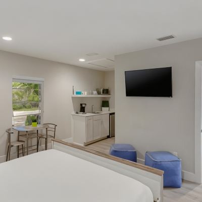 King Suite With Kitchen Drift Hotel Promo Code