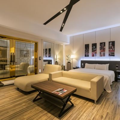 大號床間 - 帶Spa浴缸 桃園蘇活商務汽車旅館優惠