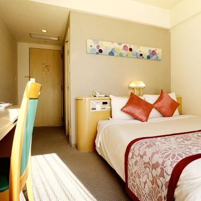 禁菸標準雙人房 那霸城市度假 微笑飯店優惠