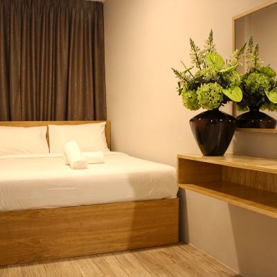 Standard Queen Room Vio Hotel Promo Code