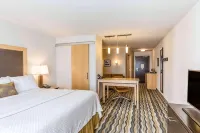 Wyndham Avon Hotels in 
