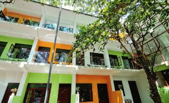 Jagabay Resort & Surfing School - Housity