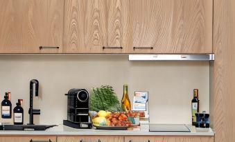 Aura Apartment Hotel - Housity