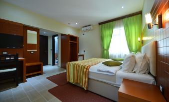 City Hotel Tirana