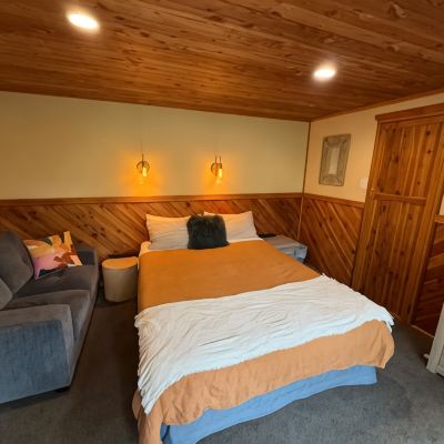 Double Room with Garden View Te Anau Lakefront Backpackers Promo Code